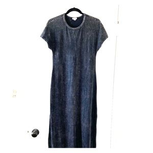 Lularoe’s “Maria” maxi dress
